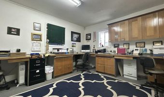 1215 Guintoli Ln, Arcata, CA 95521