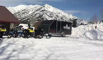 630 GRANDVIEW Dr, Alpine, WY 83128
