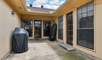 5605 Blair Oaks Dr, The Colony, TX 75056