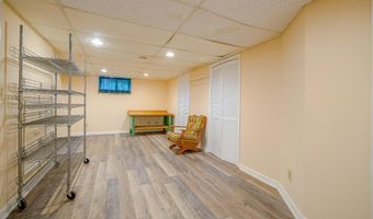 3020 GREEN St, Claymont, DE 19703