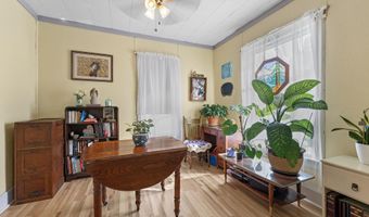 607 NW 8TH Ave, Aledo, IL 61231