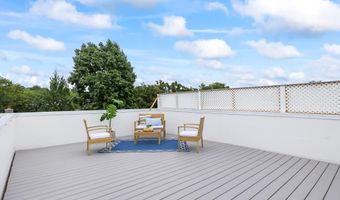 4411 5 ILLINOIS Ave NW, Washington, DC 20011
