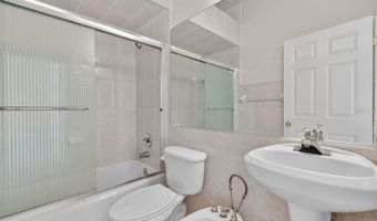 148 LOOKOUT Dr, Apollo Beach, FL 33572