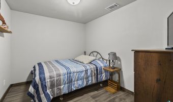 39 N 6th St, Baltic, SD 57003