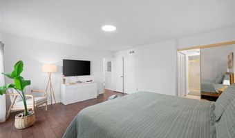 917 Claytonbrook Dr 3, Ballwin, MO 63011