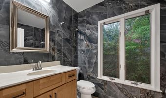 8023 WASHINGTON Ave, Alexandria, VA 22308