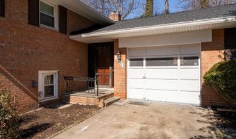 8706 BRAEBURN Dr, Annandale, VA 22003