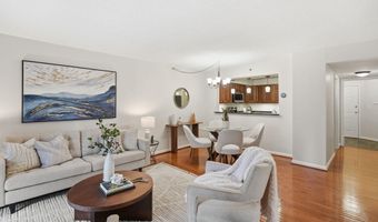 610 N WEST St N 105, Alexandria, VA 22314