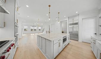 650 Mayfair Ct, Alpharetta, GA 30009
