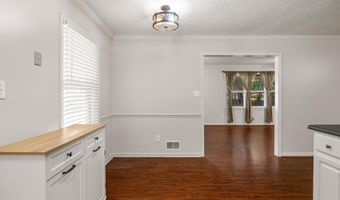 36 Annandale Dr, Boiling Springs, SC 29316