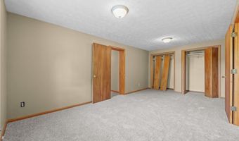 1701 Woods Rd, Akron, OH 44306