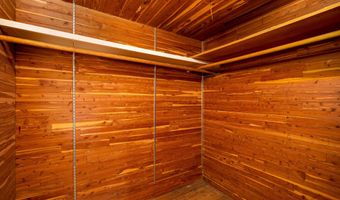 4120 Woodland Dr, Ann Arbor, MI 48103