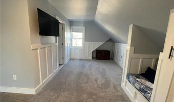35 Annandale Rd, Newport, RI 02840