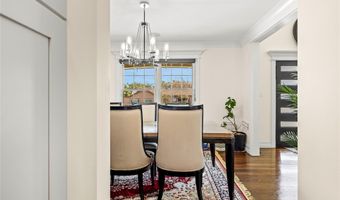 123 Columbus Blvd, Amityville, NY 11701