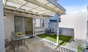 2155 W Banbury Cir, Anaheim, CA 92804