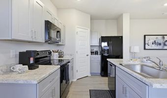 6606 SW Memphis Ave, Bentonville, AR 72713
