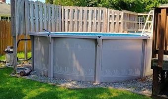 2 Timberwolf Dr, Cumberland, RI 02864