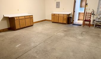 4125 Burton Place Ct, Anderson, IN 46013