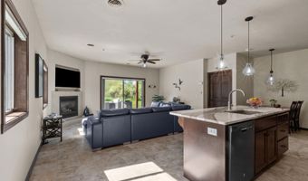 1074 W WILLIS Way, Appleton, WI 54913