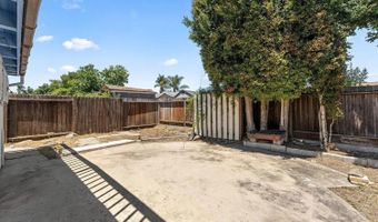 4914 Verde Dr, Oceanside, CA 92057