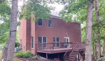 7260 Edgewood Ln, Athens, OH 45701