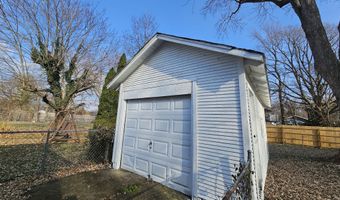 1728 Noble St, Anderson, IN 46016