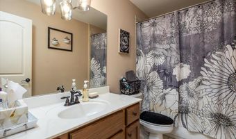6495 WELLS Grv, Bartlett, TN 38135