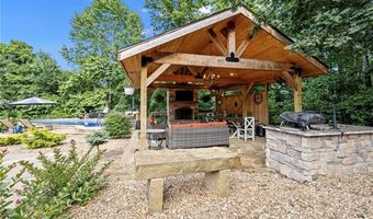6 Leawood Pl, Bella Vista, AR 72715