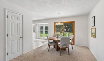 1405 Nile Kinnick Dr S, Adel, IA 50003