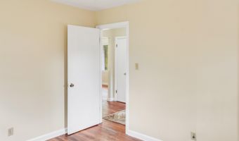 2912 Third St, Beaufort, SC 29902