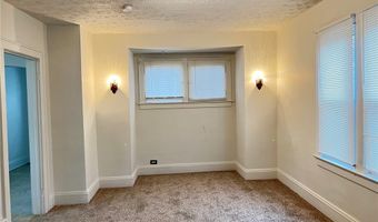 2016 13th St SW, Akron, OH 44314