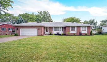 100 W Maplemere Rd, Amherst, NY 14221
