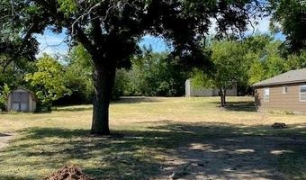 905 W Oak St, Weatherford, TX 76086