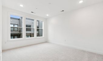 21731 DOVEKIE Ter 505, Ashburn, VA 20147