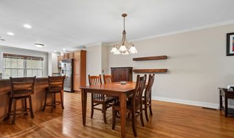 32 Crows Nest Ln 28, Danbury, CT 06810
