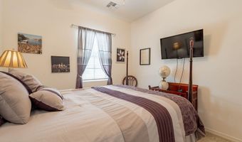 4044 E DAWSON Dr E, Chandler, AZ 85249