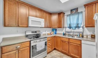 604 Shoal Creek Trl, Arab, AL 35016