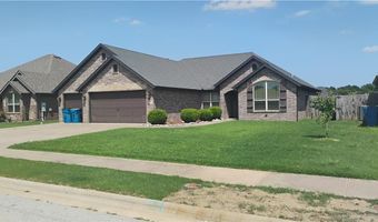 1911 Cypress St, Bentonville, AR 72713