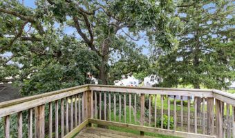 615 Kellogg Ave, Ames, IA 50010