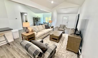 530 Shields Crossing Dr, Bean Station, TN 37708