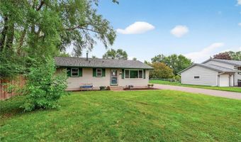 651 Randall Dr, Anoka, MN 55303