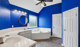 107 Clyde Dr, Aledo, TX 76008