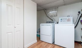 212 S Spruce St, East Providence, RI 02914