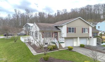 1635 Timberline Dr, Altoona, PA 16601