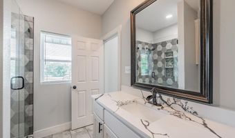 460 Rolling Hills Blvd, Alvord, TX 76225