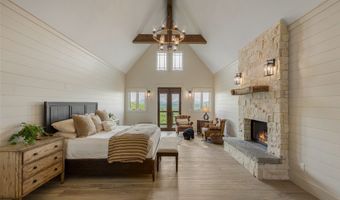 494 E Ridge Rd, Cashiers, NC 28717