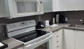 3625 N Country Club Dr 2305, Aventura, FL 33180