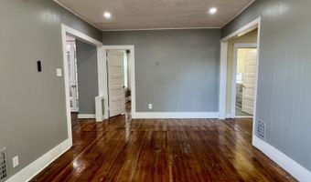 213 Vrooman Ave 2nd Floor, Amsterdam, NY 12010