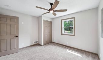 342 Paulsen Lake Ct, Alden, WI 54020
