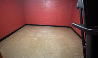 902 Plum St, Atlantic, IA 50022